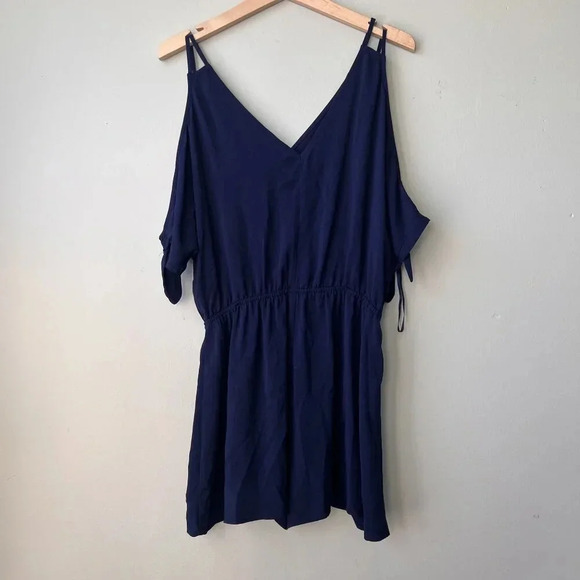 Navy Cold Shoulder Romper By Naked Zebra - L - Picture 3 of 3